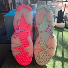 Load image into Gallery viewer, Jordan Doernbecher Jillian 6s Size 12W/10.5M
