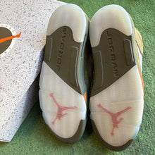 Load image into Gallery viewer, Jordan Olive 5s Size 13
