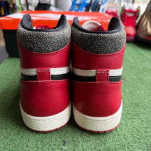 Load image into Gallery viewer, Jordan Lost and Found 1s Size 12
