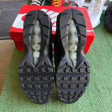 Load image into Gallery viewer, Nike Air Max 95s Size 10.5
