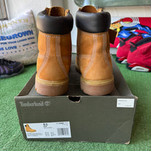 Load image into Gallery viewer, Timberland 6” Premium Waterproof Boots Size 9.5
