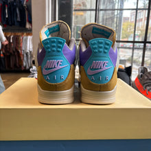 Load image into Gallery viewer, Jordan Union Desert Moss 4s Size 10.5
