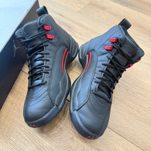 Load image into Gallery viewer, Jordan Bloodline 12s Size 8.5
