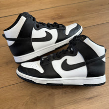 Load image into Gallery viewer, Nike Panda High Dunks Size 11

