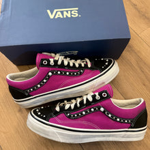 Load image into Gallery viewer, Vans Pink Pearlized Old Skool 36s Size 11
