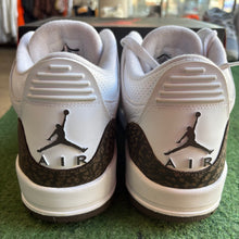 Load image into Gallery viewer, Jordan Mocha 3s Size 10.5
