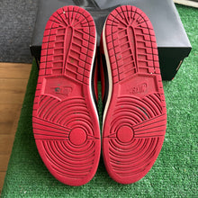 Load image into Gallery viewer, Jordan Banned Low 1s Size 13
