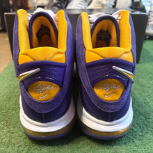 Load image into Gallery viewer, Nike LeBron Lakers 8s Size 10
