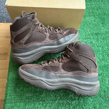 Load image into Gallery viewer, Adidas Yeezy Oil Desert Boots Size 9
