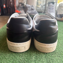 Load image into Gallery viewer, Off White Low Trainers Size 41
