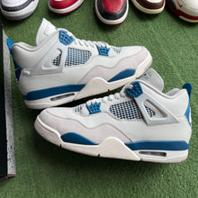 Load image into Gallery viewer, Jordan Military 4s Size 12.5
