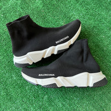Load image into Gallery viewer, Balenciaga Speed Trainers Size 11W/9M
