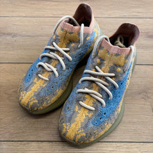 Load image into Gallery viewer, Yeezy Blue Oat 380s Size 6
