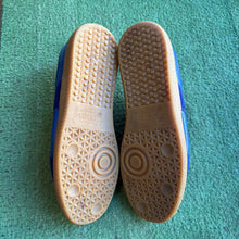 Load image into Gallery viewer, Maison Margiela Gats Size 44
