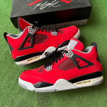 Load image into Gallery viewer, Jordan Toro 4s Size 12
