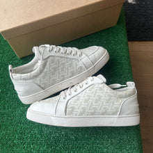 Load image into Gallery viewer, Christian Louboutin Lows Size 42
