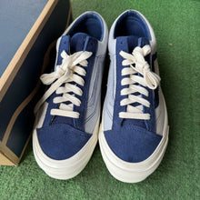 Load image into Gallery viewer, Vans Notre OG Style 36 LXs Size 10
