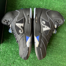 Load image into Gallery viewer, Jordan Awake NY Black 5s Size 8
