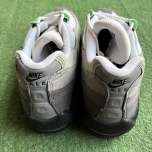 Load image into Gallery viewer, Nike Fresh Mint Air Max 95s Size 10
