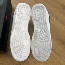 Load image into Gallery viewer, Nike Supreme White Black Air Force 1s Size 8.5
