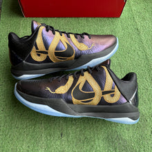 Load image into Gallery viewer, Nike Kobe Year Of The Mamba Protro 5s Size 12
