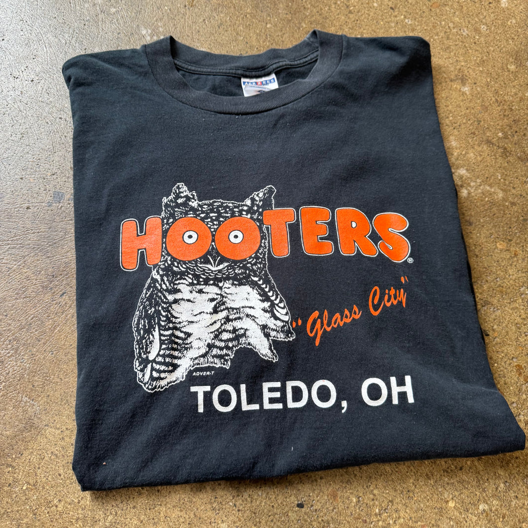 Vintage Hooters Toledo Tee Size XXL