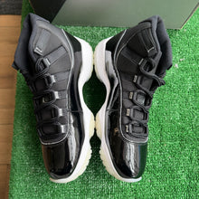Load image into Gallery viewer, Jordan Jubilee 11s Size 7.5W/6M
