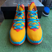 Load image into Gallery viewer, Nike LeBron Tune Squad 19s Size 11
