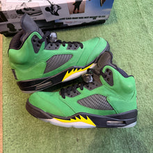 Load image into Gallery viewer, Jordan Oregon 5s Size 8
