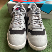 Load image into Gallery viewer, Nike Mac Attacks Size 7.5
