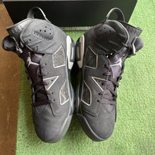 Load image into Gallery viewer, Jordan Cap and Gown 6s Size 11.5
