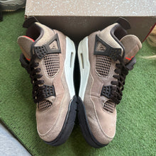 Load image into Gallery viewer, Jordan Taupe Haze 4s Size 9
