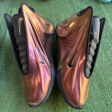 Load image into Gallery viewer, Nike Metallic Red Bronze GT Futures Size 11.5
