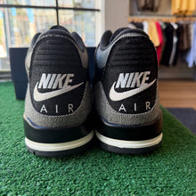 Load image into Gallery viewer, Jordan Black Levi’s 3s Size 12
