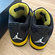 Load image into Gallery viewer, Jordan Yellow Thunder 4s Size 9.5
