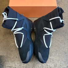 Load image into Gallery viewer, Nike Air FOG Triple Blacks Size 9
