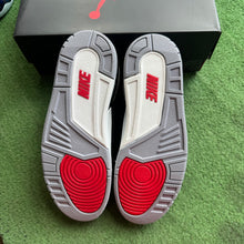 Load image into Gallery viewer, Jordan Black Cement 3s Size 11
