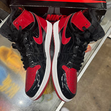 Load image into Gallery viewer, Jordan Patent Bred 1s Size 11.5
