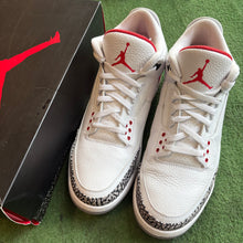 Load image into Gallery viewer, Jordan Hall of Fame 3s Size 12
