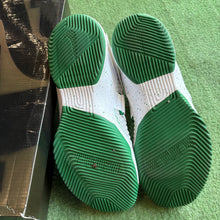 Load image into Gallery viewer, Nike LeBron SVSM Home Zoom Soldier 12s Size 11
