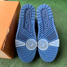 Load image into Gallery viewer, Louis Vuitton Skates Size 11 UK
