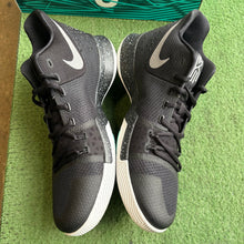 Load image into Gallery viewer, Nike Kyrie Black Ice 3s Size 12
