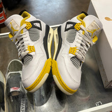 Load image into Gallery viewer, Jordan Vivid Sulfur 4s Size 12W/10.5M
