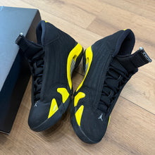 Load image into Gallery viewer, Jordan Thunder 14s Size 10

