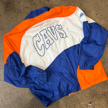 Load image into Gallery viewer, Vintage Cleveland Cavaliers Windbreaker Size XL

