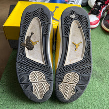 Load image into Gallery viewer, Jordan Lightning 4s Size 9
