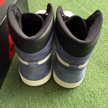 Load image into Gallery viewer, Jordan Blue Moon 1s Size 8.5
