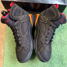 Load image into Gallery viewer, Jordan Citrus 7s Size 9
