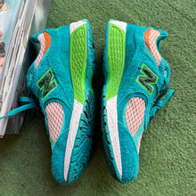Load image into Gallery viewer, New Balance Salehe Bembury Water Be The Guide 2002rs Size 10.5
