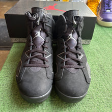 Load image into Gallery viewer, Jordan Cap and Gown 6s Size 11.5
